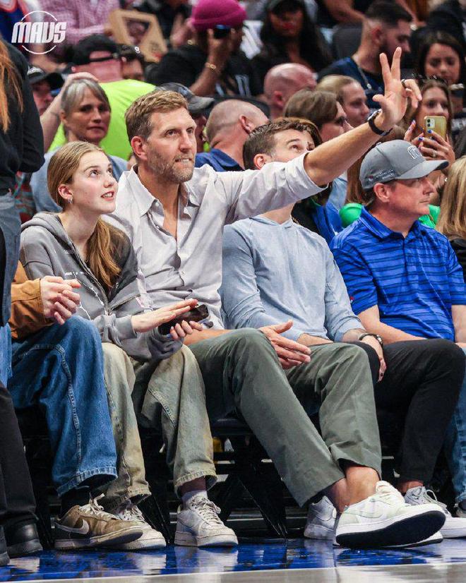 开云官网关于华盛顿奇才迎全明星赛关键赛，赛后手感冰凉，态度坚定，年轻球员得到机会的信息