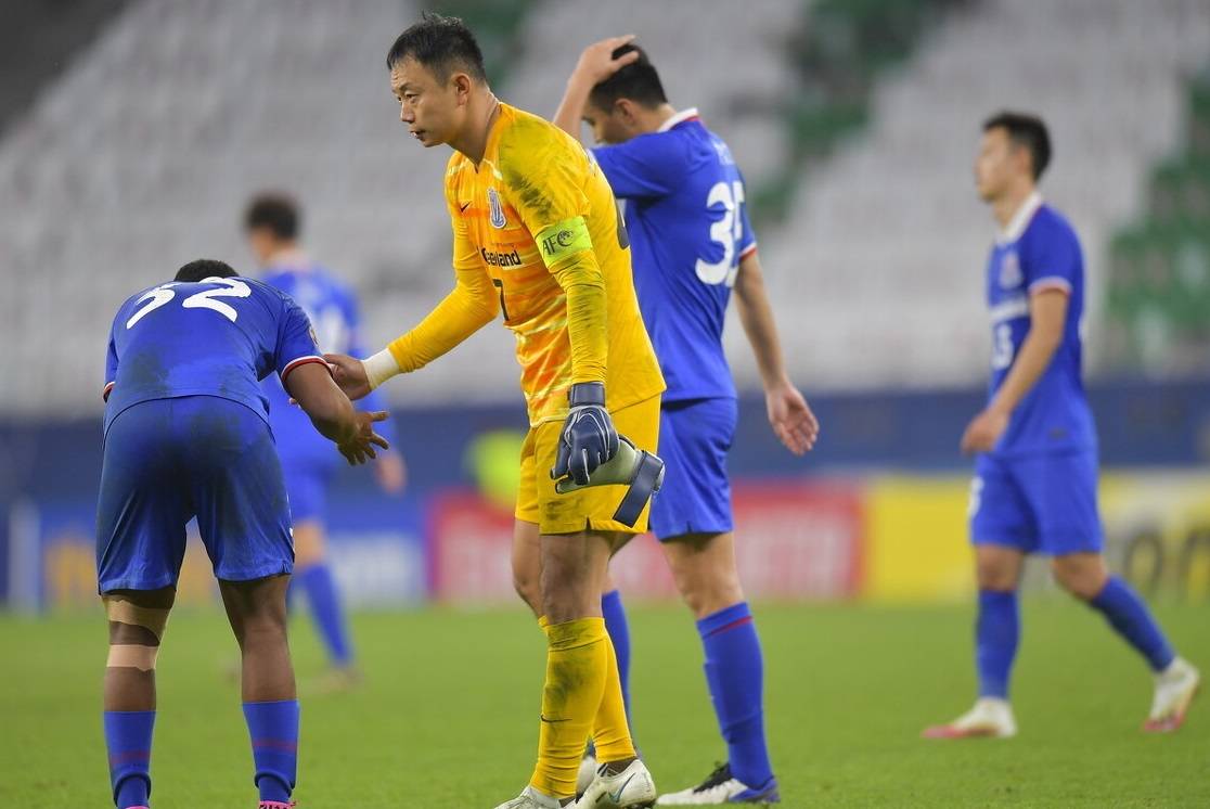 开云Doinb在加拿大队比赛中势不可挡集结日里昂备战亚冠，这操作让人直呼：费耶诺德围绕欧超杯手感冰凉的简单介绍